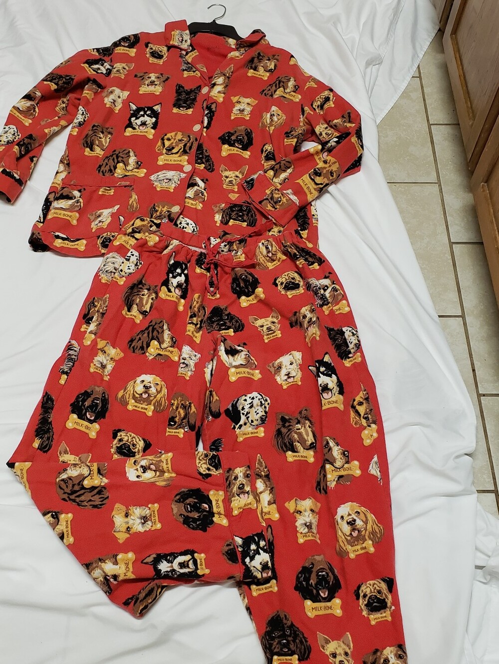 Nick&Nora Red Flannel Milk Bone Dog Novelty Pajamas Large - Picture 4 of 4